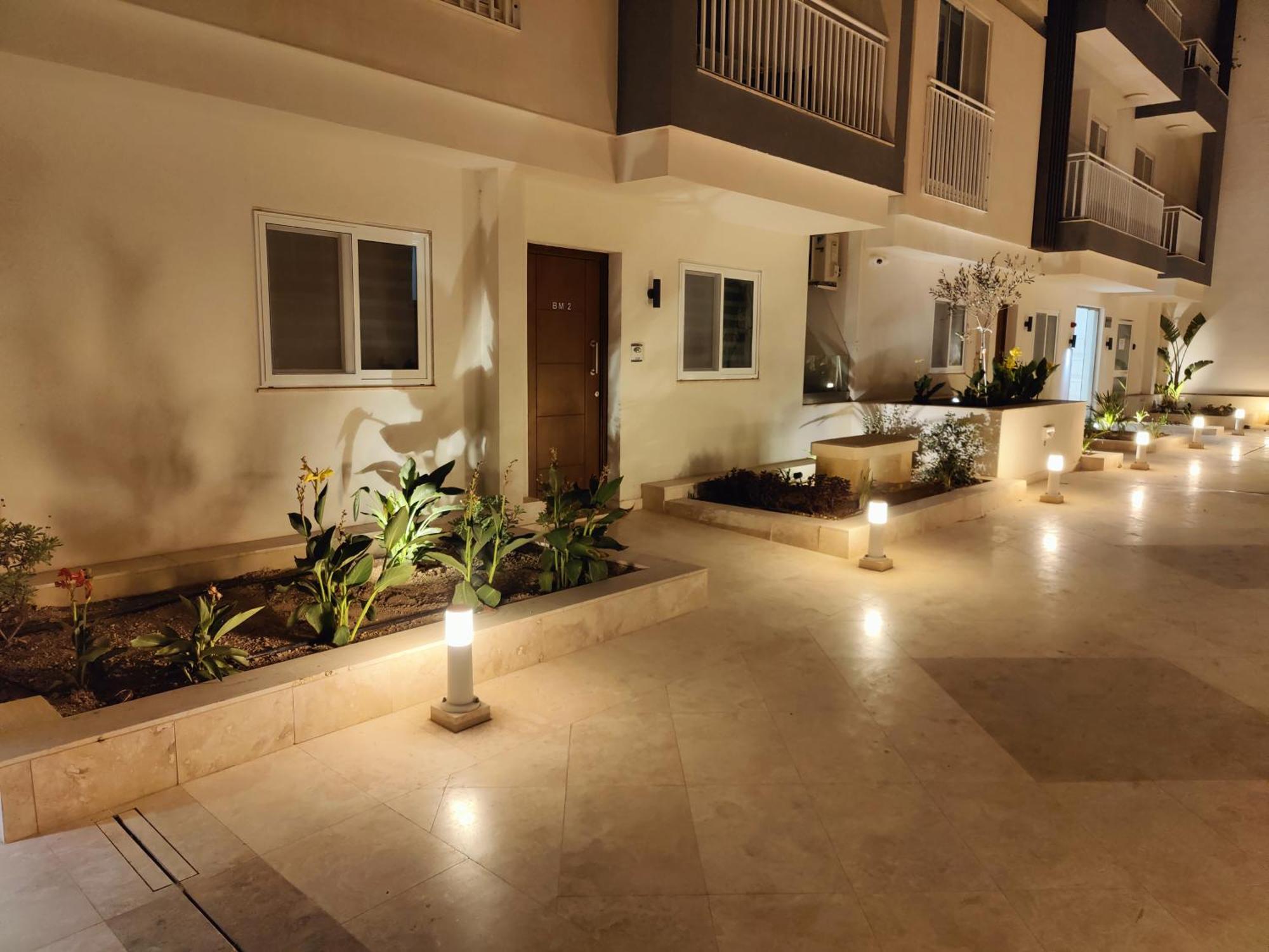 Апартаменти The Palm Court Сент-Полс-Бей Екстер'єр фото