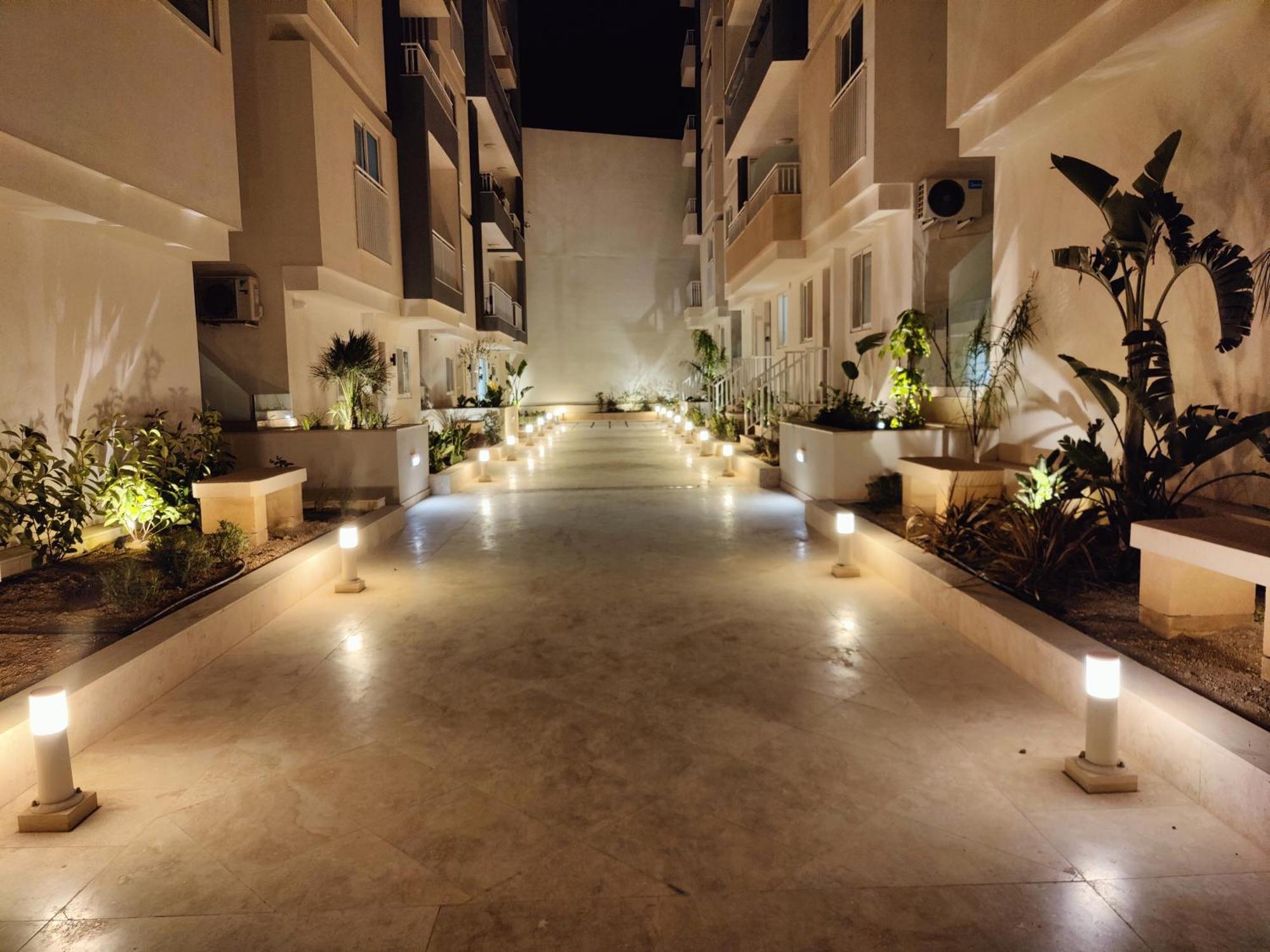 Апартаменти The Palm Court Сент-Полс-Бей Екстер'єр фото
